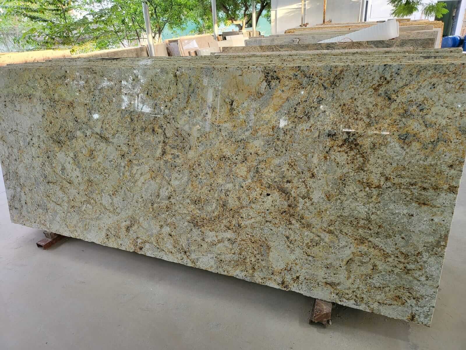 Colonia Gold Granite